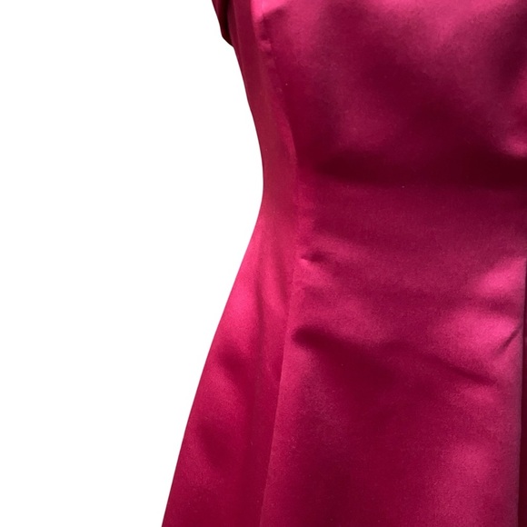 Michaelangelo Red Strapless Satin Gown Bow Back Formal Evening Dress Sz 2 - Picture 5 of 12